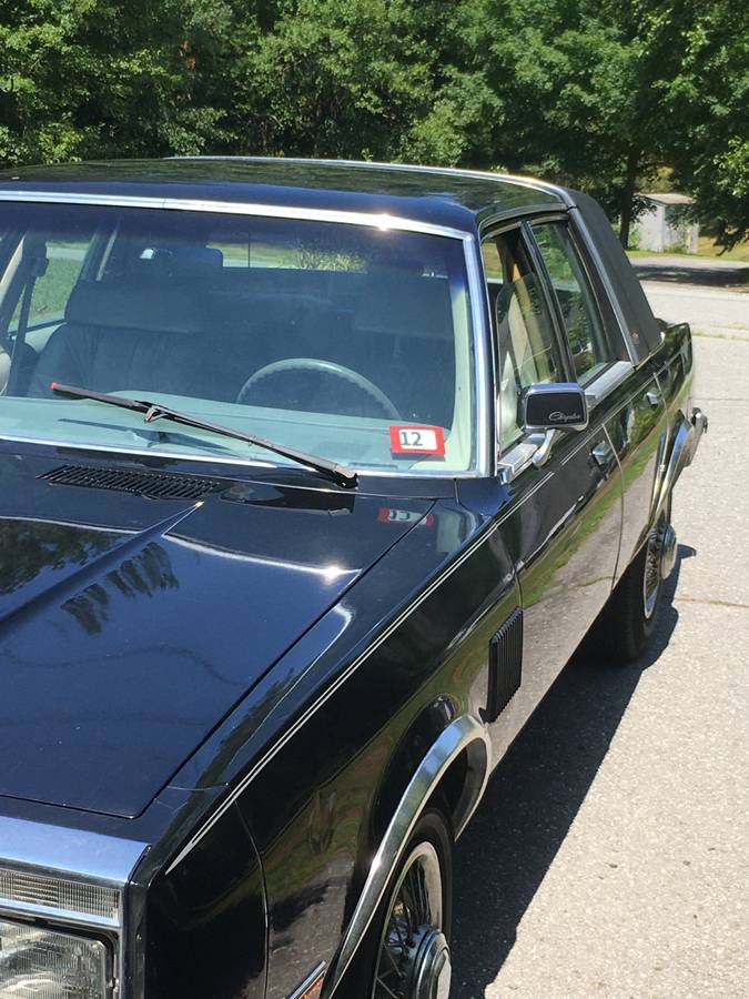 Chrysler-fifth-ave-1987-black-4