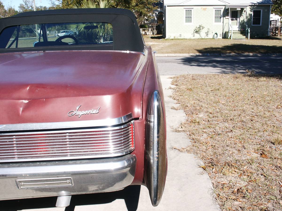 Chrysler-imperial-1967-red-7
