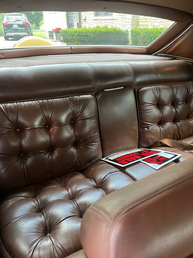 Chrysler-imperial-1974-9