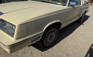 Chrysler-lebaron-1982-1