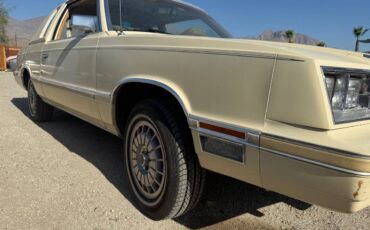 Chrysler-lebaron-1982-2