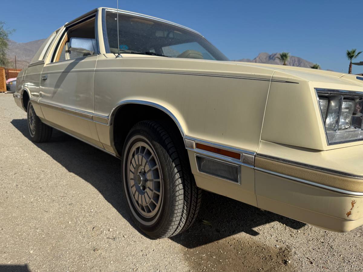 Chrysler-lebaron-1982-2