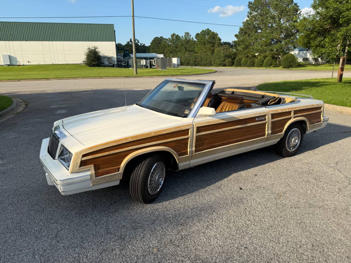 Chrysler-lebaron-1983-white-1