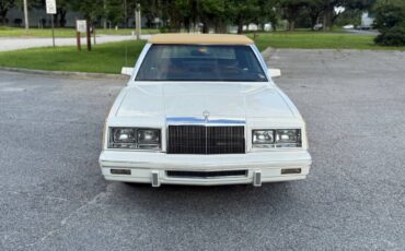Chrysler-lebaron-1983-white-3
