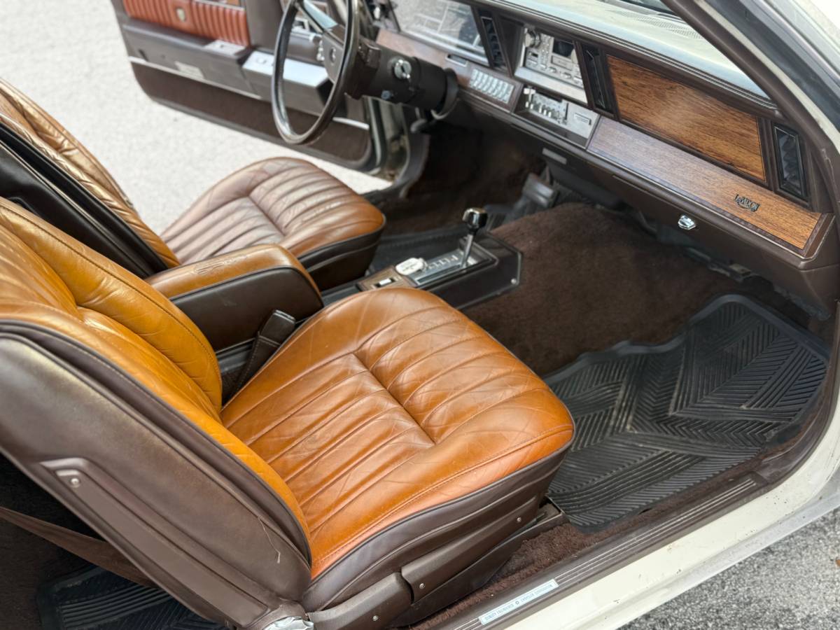 Chrysler-lebaron-1983-white-5
