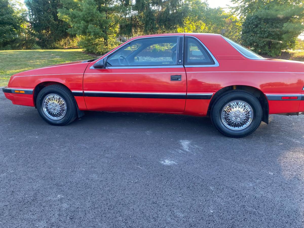 Chrysler-lebaron-1988-3