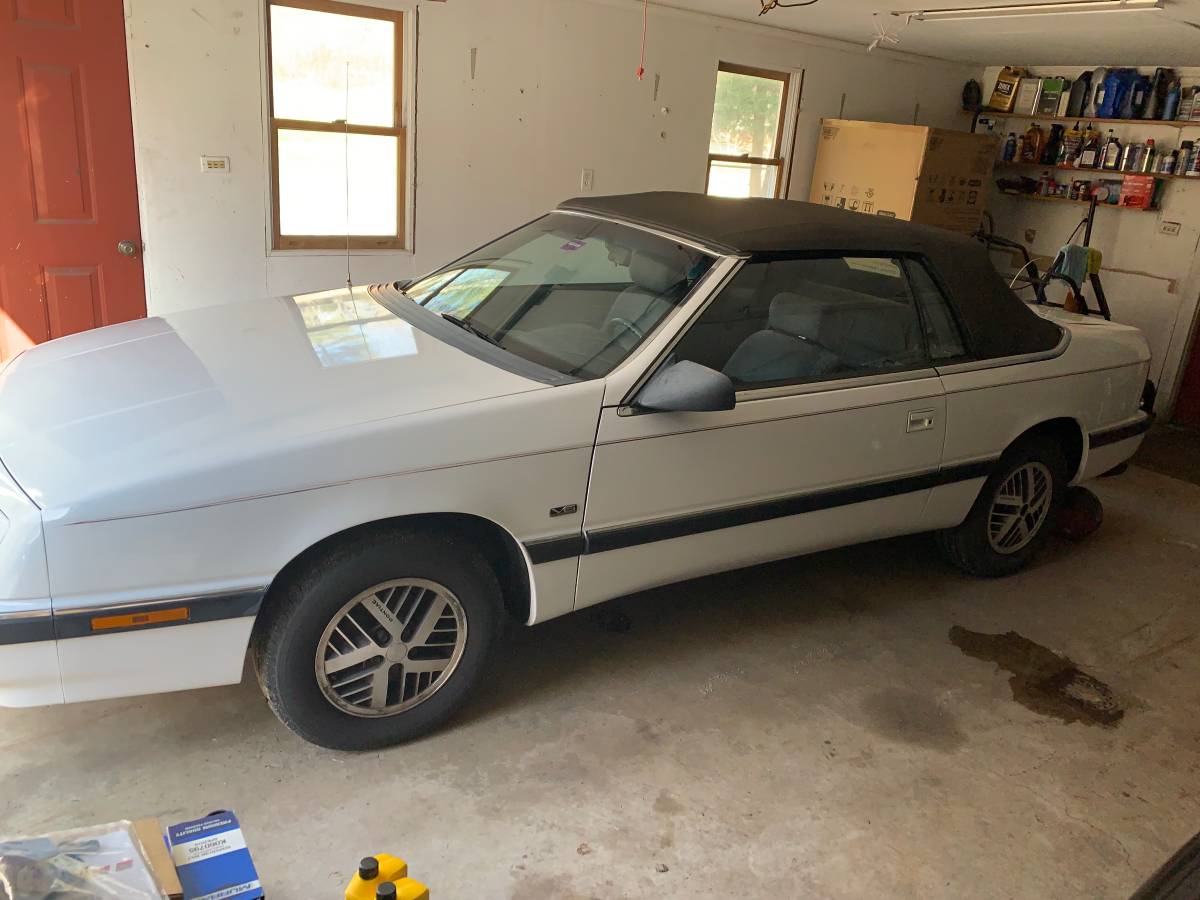 Chrysler-lebaron-1992-white-2