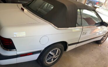Chrysler-lebaron-1992-white-3