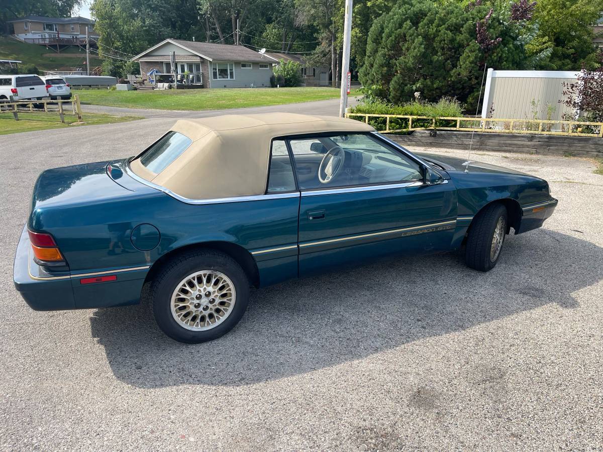 Chrysler-lebaron-1995-green-4