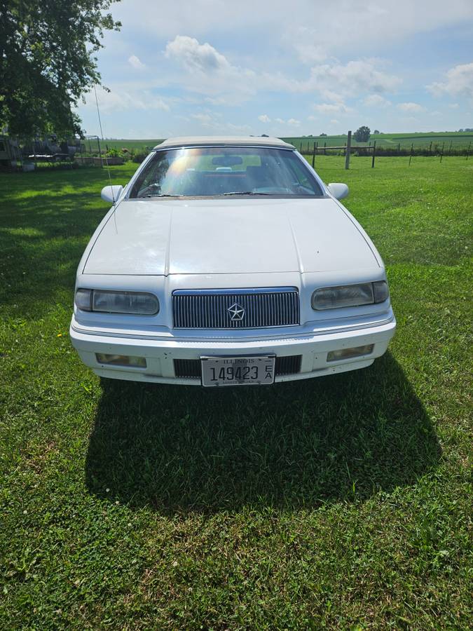 Chrysler-lebaron-1995-white-1