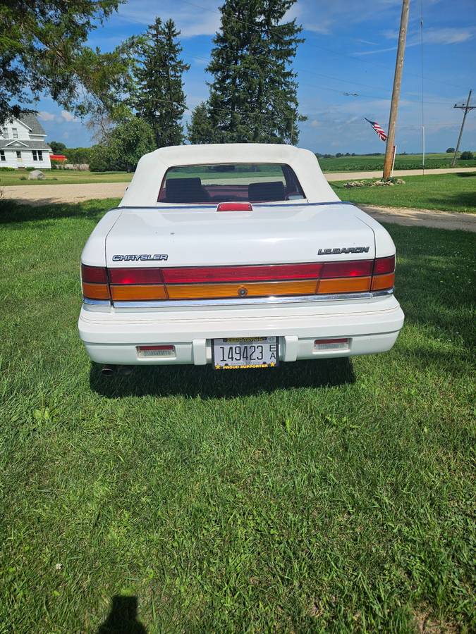 Chrysler-lebaron-1995-white-3