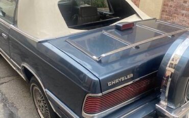 Chrysler-lebaron-convertible-1986-blue-3