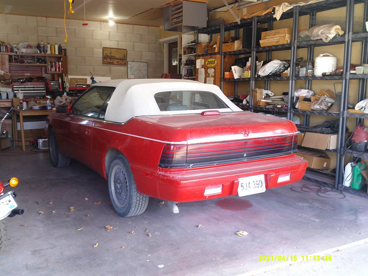 Chrysler-lebaron-convertible-1991-red-2