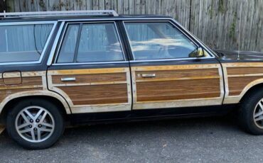Chrysler-lebaron-town-amp-country-1987-black-1