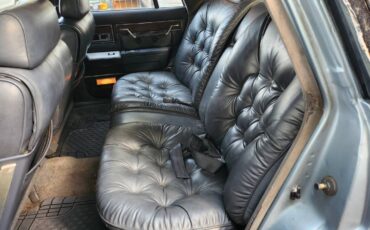 Chrysler-new-yorker-1985-10