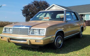 Chrysler-new-yorker-1985-11