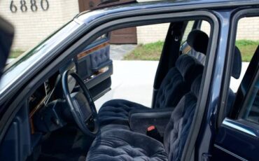 Chrysler-new-yorker-fifth-avenue-1993-blue-19