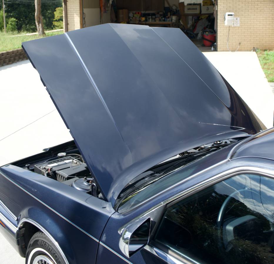 Chrysler-new-yorker-fifth-avenue-1993-blue-2