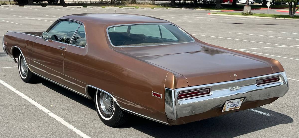 Chrysler-newport-1970-brown-2
