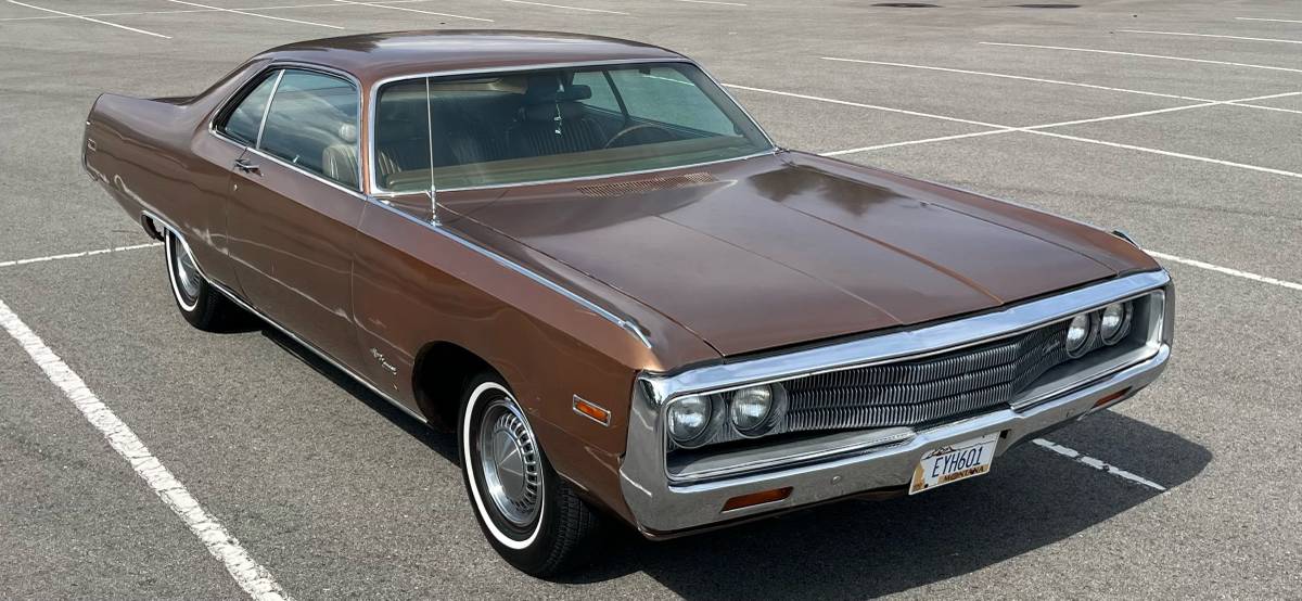 Chrysler-newport-1970-brown-3