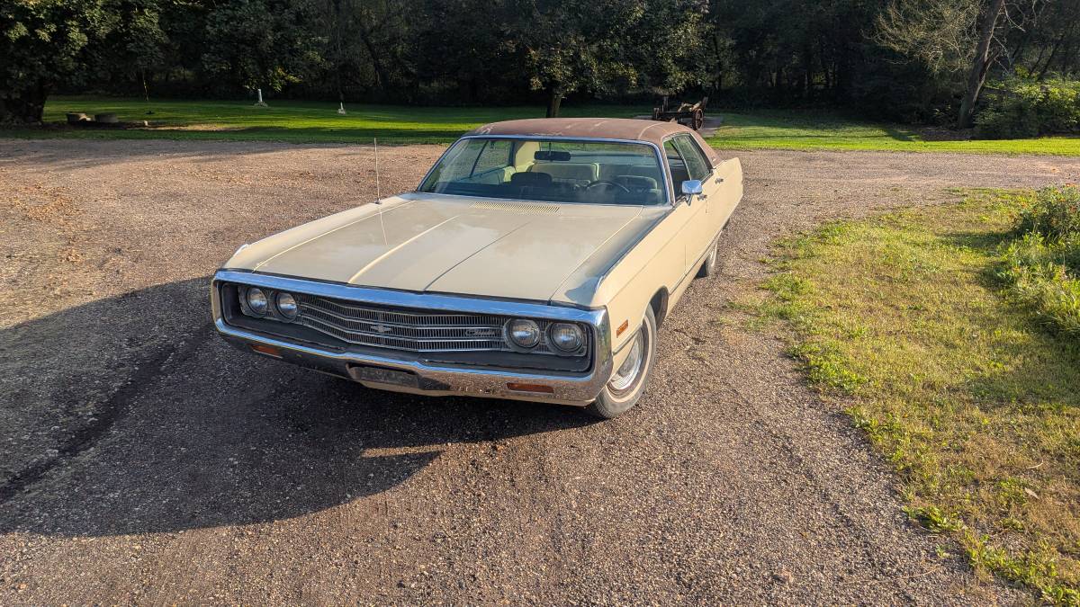 Chrysler-newport-1971-1