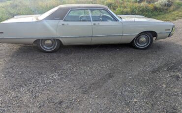Chrysler-newport-1971-2