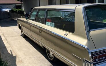 Chrysler-town-and-country-1966-2