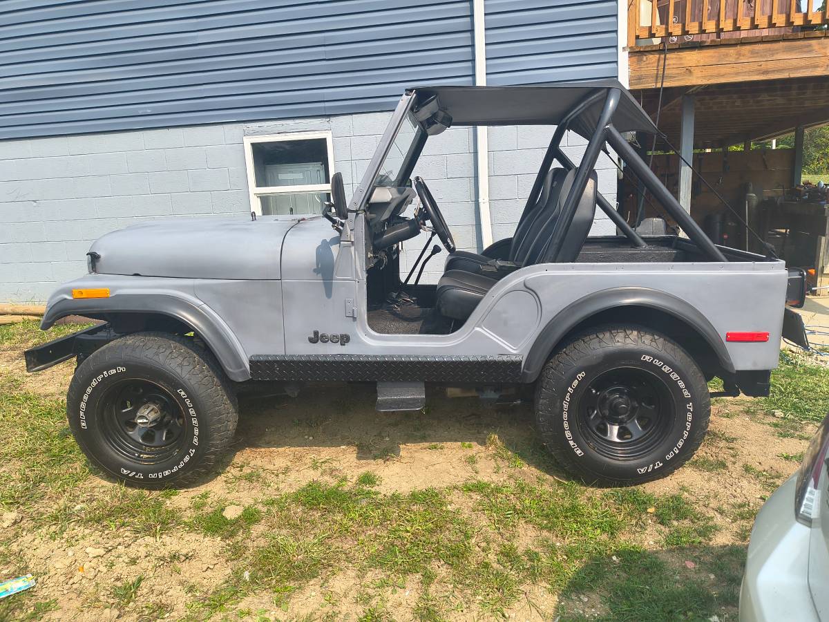 Cj5-jeep-1980-grey-4