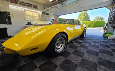 Corvette-1976-yellow-1
