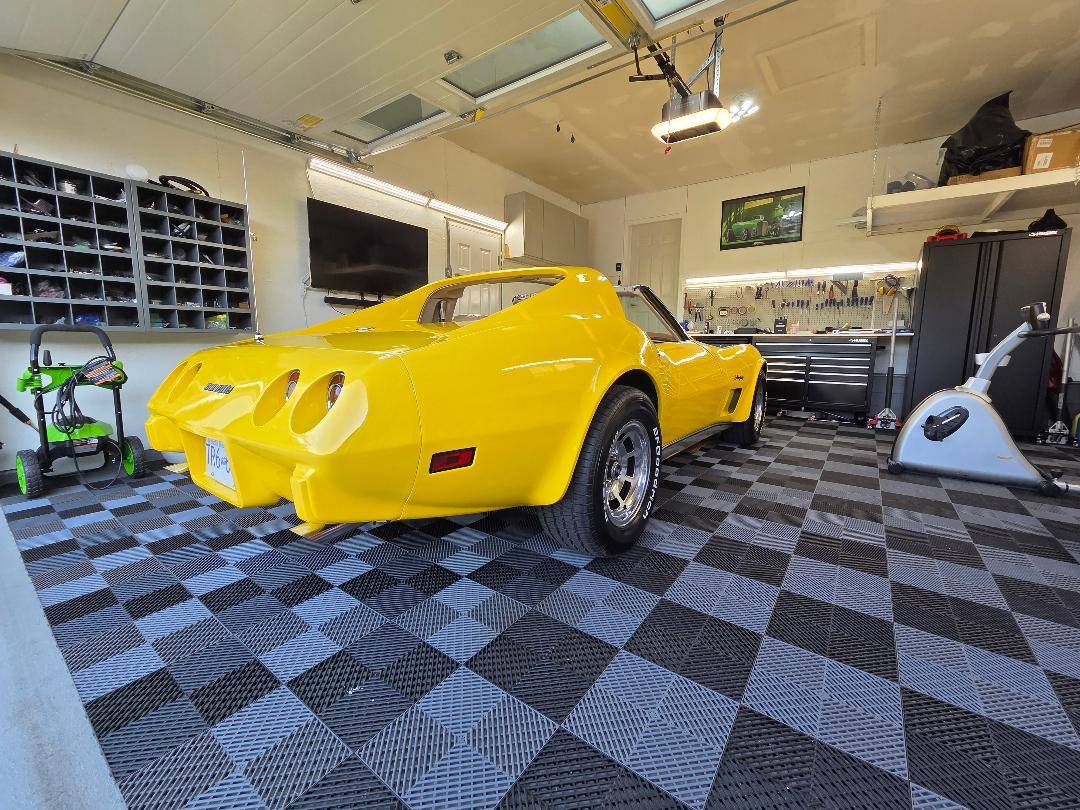 Corvette-1976-yellow-3