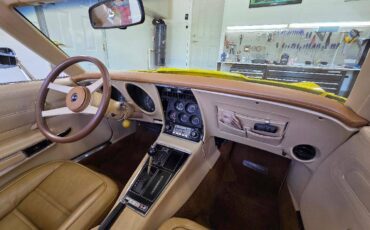 Corvette-1976-yellow-6