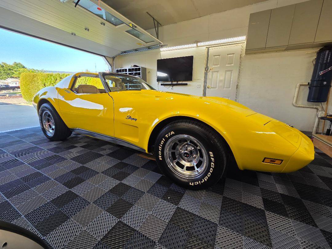 Corvette-1976-yellow