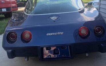 Corvette-1978-blue-4