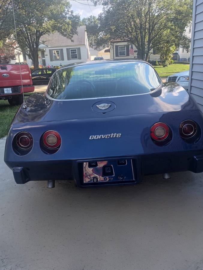 Corvette-1978-blue-4