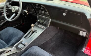 Corvette-1981-red