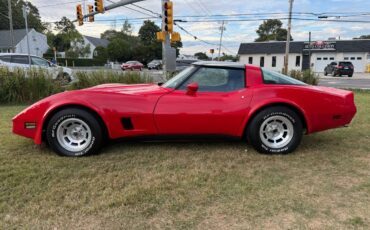 Corvette-1981-red-6