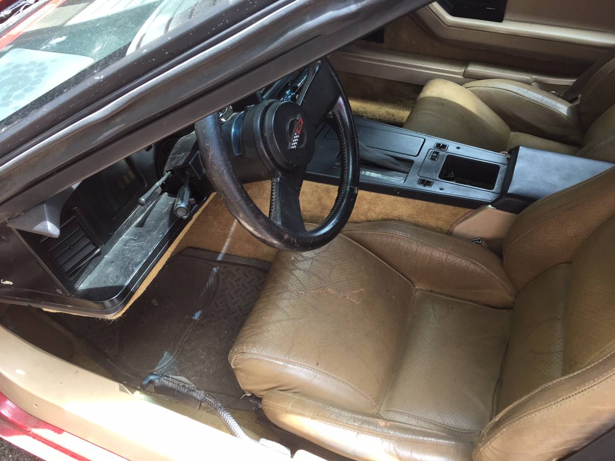 Corvette-c4-1984-red-14