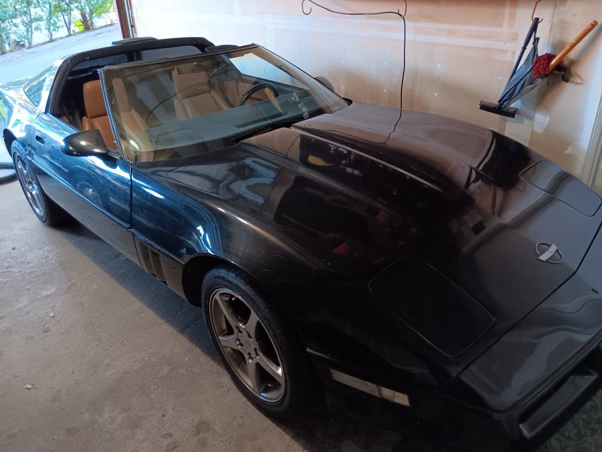 Corvette-c4-1988-black-13