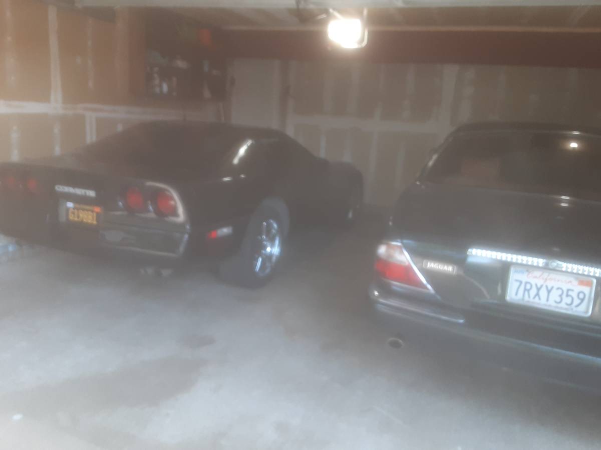 Corvette-c4-1988-black-16