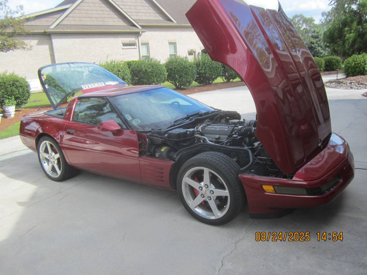 Corvette-coupe-1994-red-3