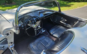 Corvette-fuellie-1960-white-14