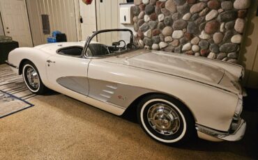 Corvette-fuellie-1960-white-3
