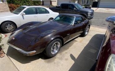Corvette-stingray-chevy-1972-brown