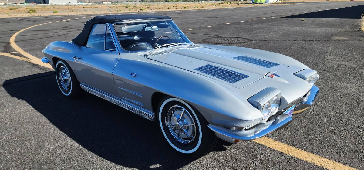 Corvette-stingray-convertible-1963-silver-1