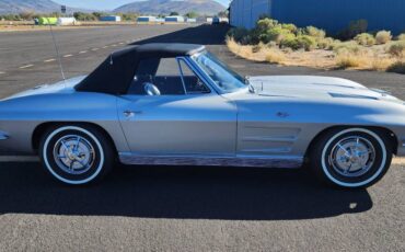 Corvette-stingray-convertible-1963-silver-6