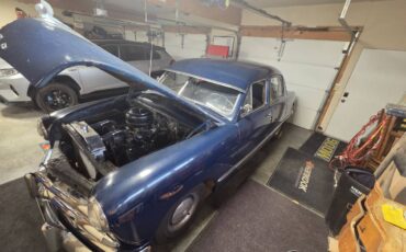 Custom-fordor-sedan-shoebox-1949-blue-2