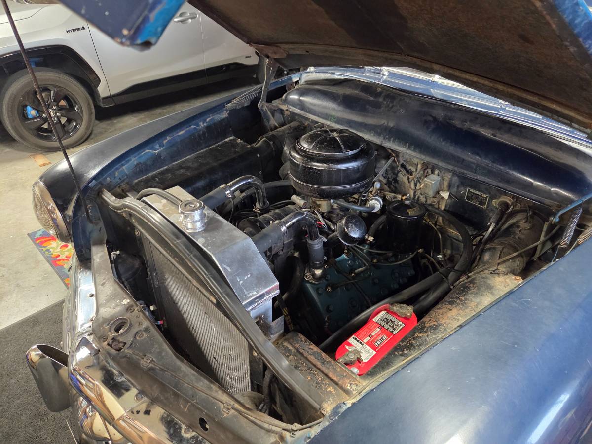 Custom-fordor-sedan-shoebox-1949-blue-4