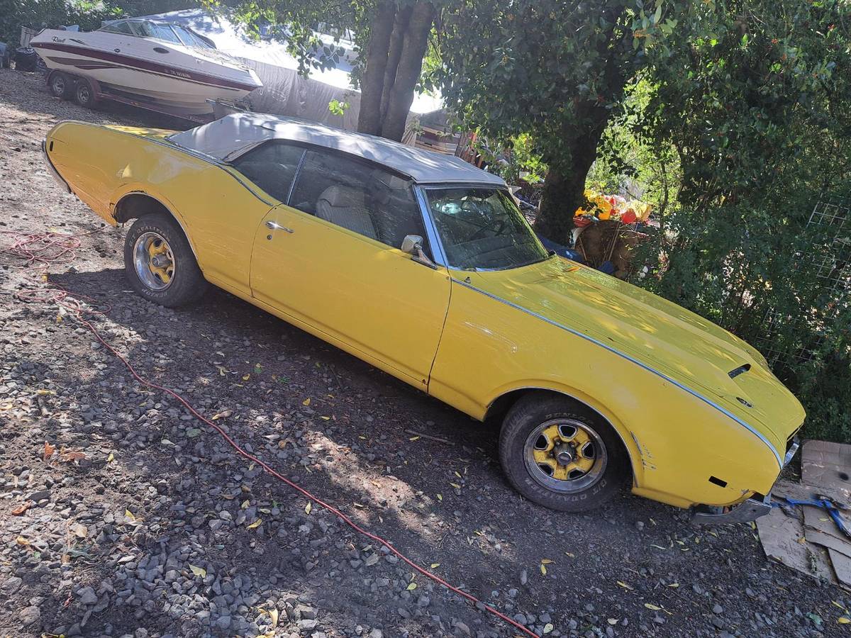 Cutlass-convertable-1969-yellow-5