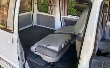 Daihatsu-1990-white-10
