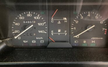 Daihatsu-1990-white-2